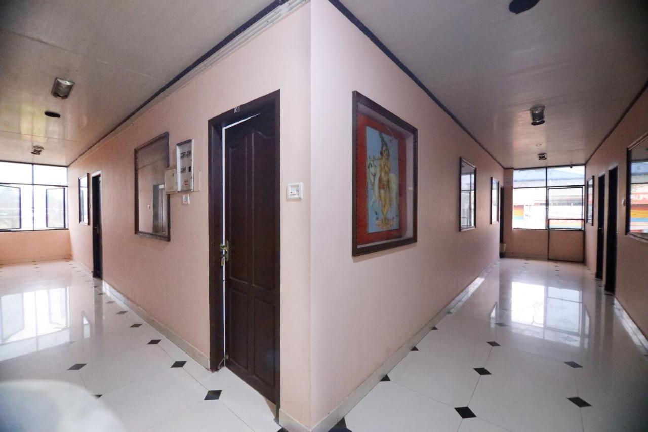 Ramanilayam Tourist Home Ambalapulai Exteriör bild